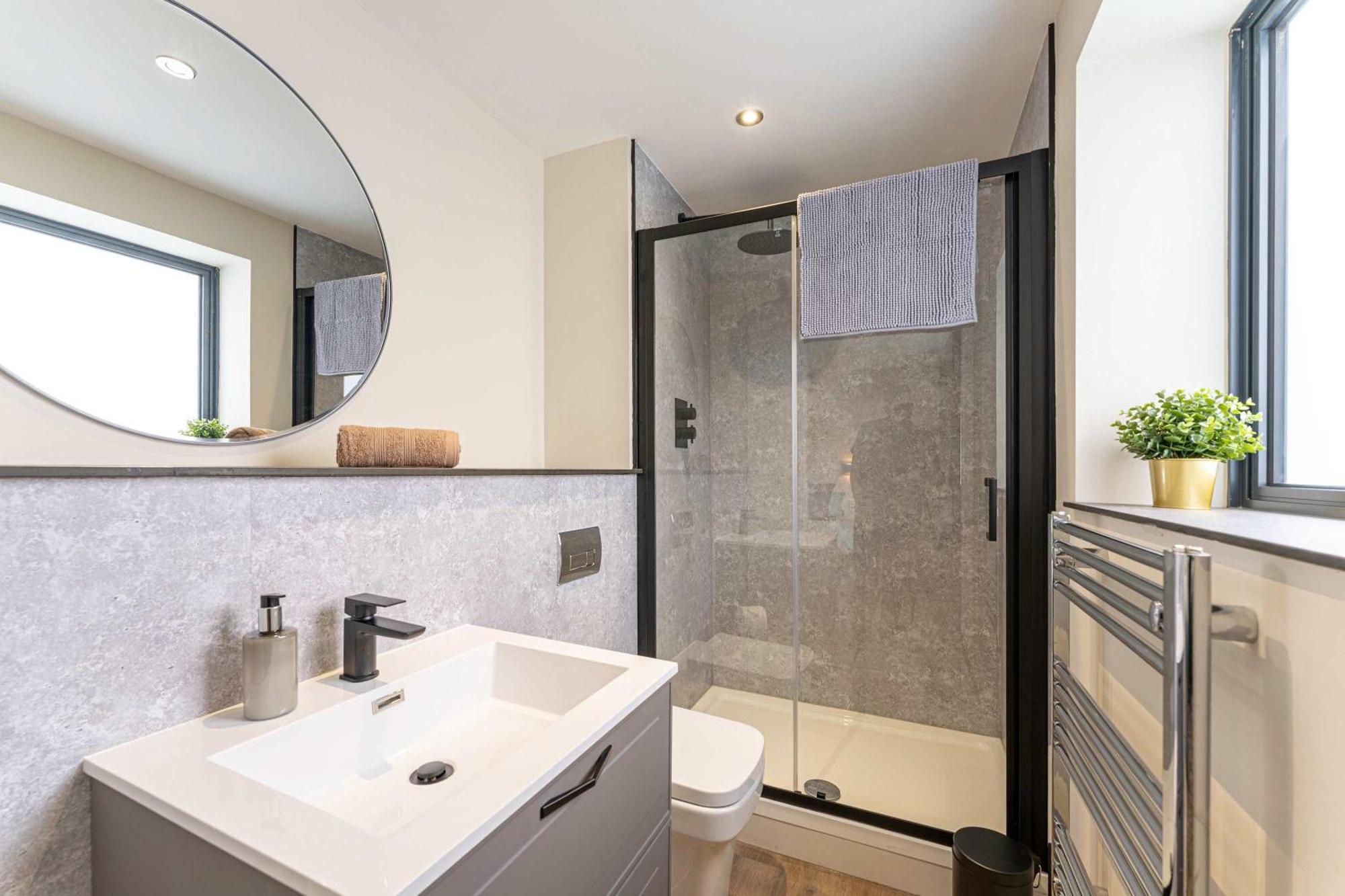 Stylish 2 Bedroom Apartments In Дербі Екстер'єр фото