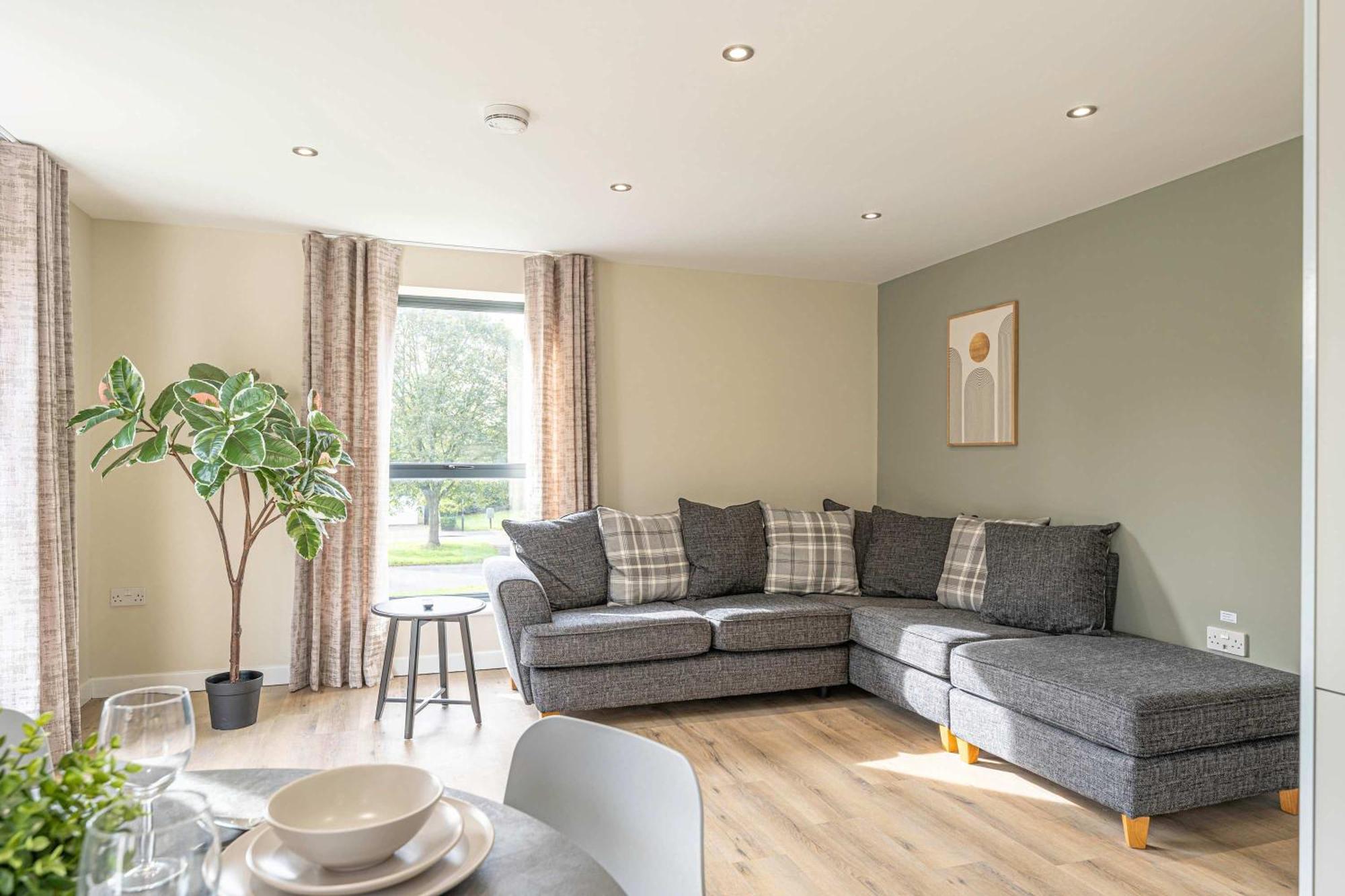 Stylish 2 Bedroom Apartments In Дербі Екстер'єр фото